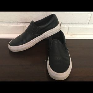 Classic Slide-on Black Vans